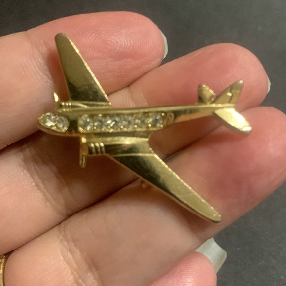 Airplane Brooch w/ Bling - Picture 5 of 6